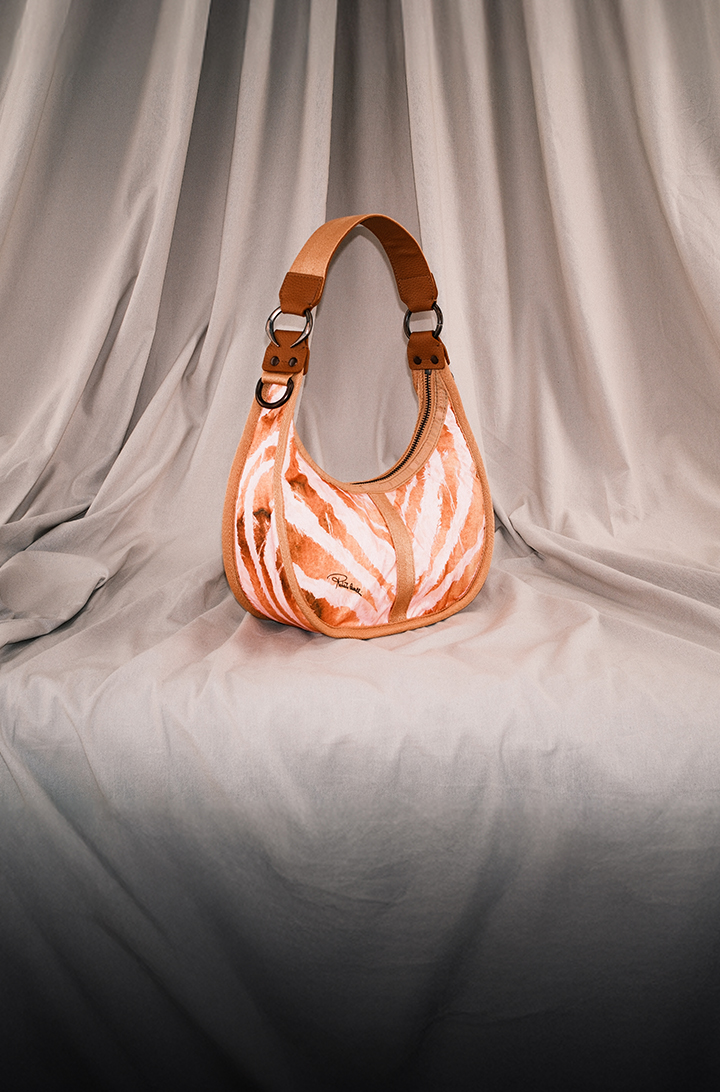 특별함을 담은 <br>포인트 BAG