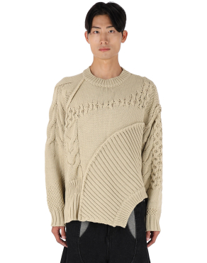 디컨스트럭티드 니트 스웨터