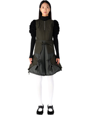 디컨스트럭티드 드레스