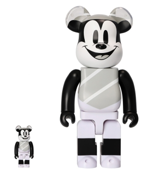 400%+100% BEARBRICK HAT AND PONCHO MICKEY